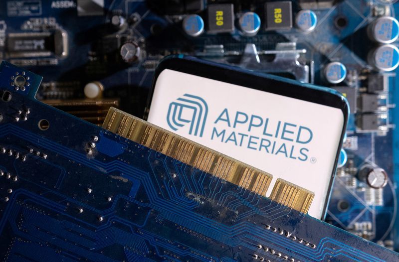 Applied Materials Disappoints Despite Upbeat Guidance as Chip Sector Raises Performance Bar