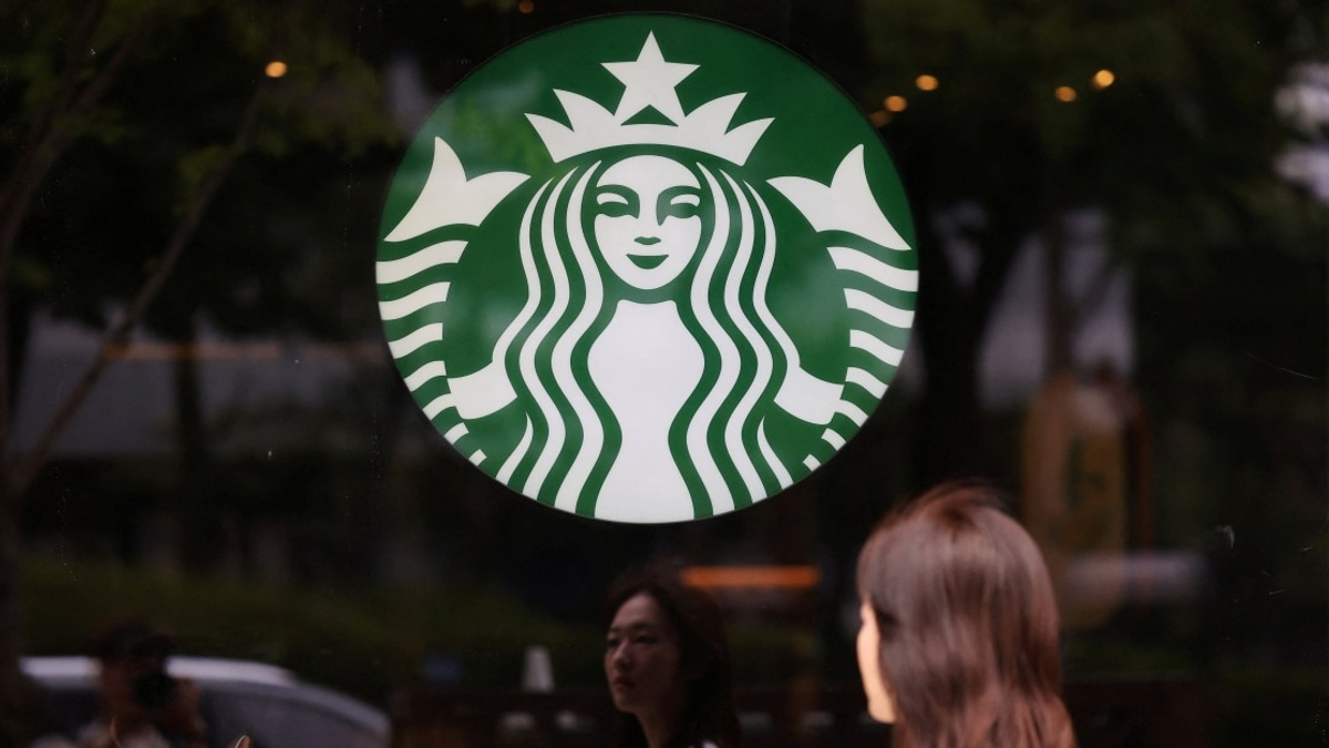 Starbucks Shuts Korean Operations for Staff History Training After Insensitive Campaign