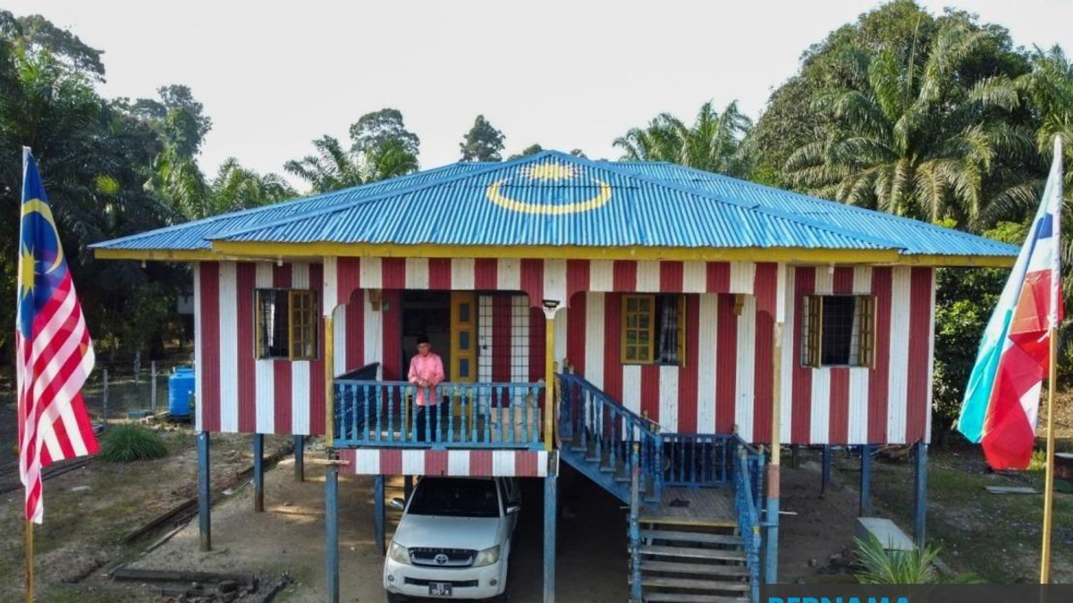 Teratak Gemilang: One Man's Patriotic Vision Transforms a Sandakan Home Into a National Monument