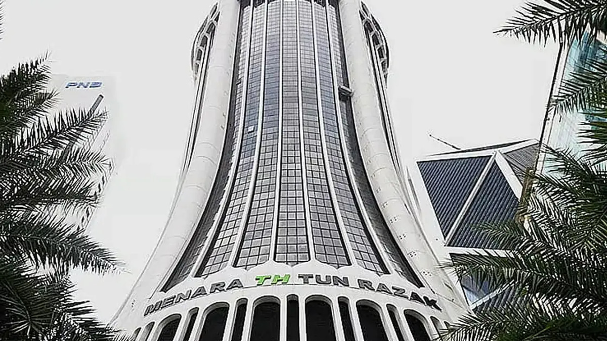 Anti-Corruption Agency Launches Document Review at Tabung Haji Headquarters
