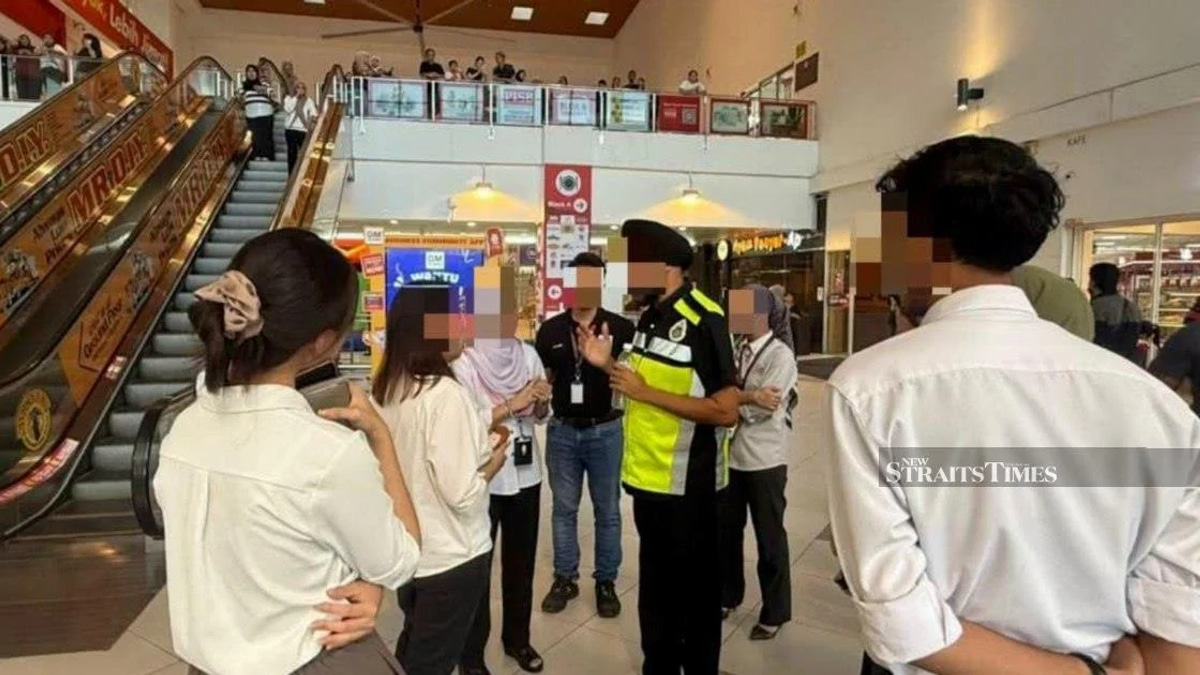 Immigration crackdown nets 86 undocumented migrants at Klang mall