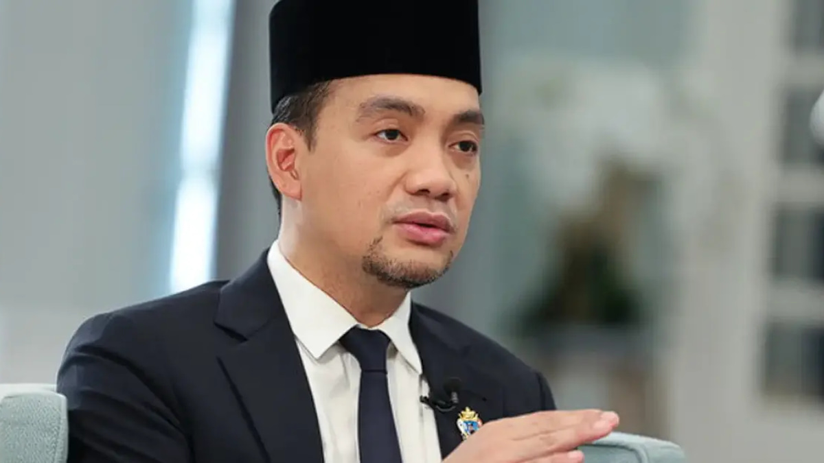 Royal Assent for Assembly Dissolution Is Constitutional, Not Political Interference, Says Onn Hafiz