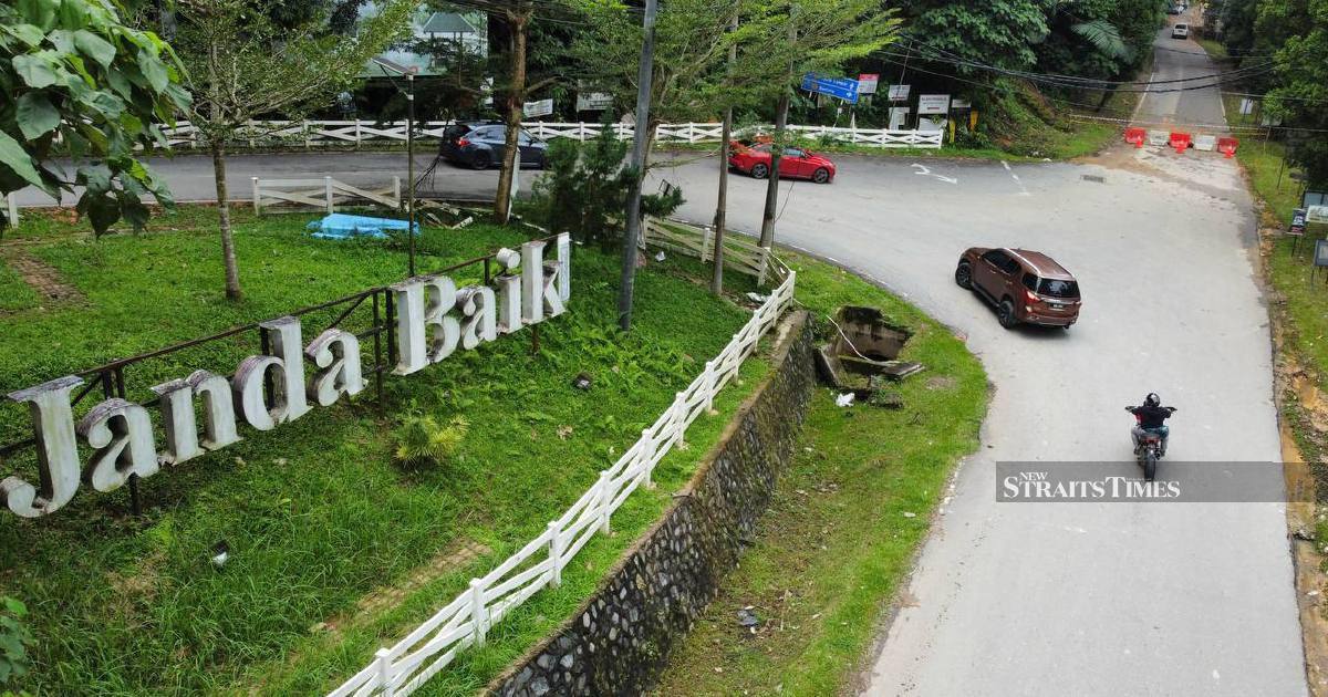 Pahang Health Department Investigates Food Poisoning Claims Following Janda Baik River Incident