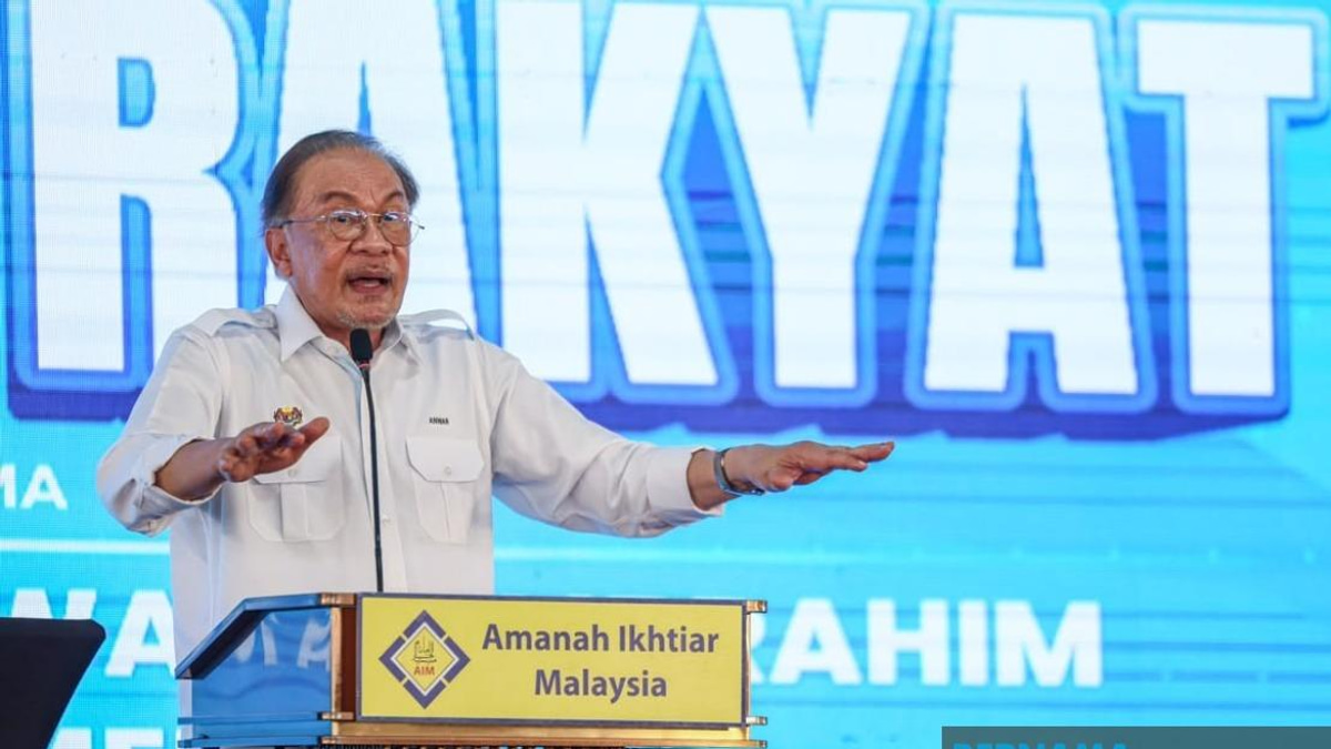 PM Anwar: Opposition Fears My Anti-Corruption Drive