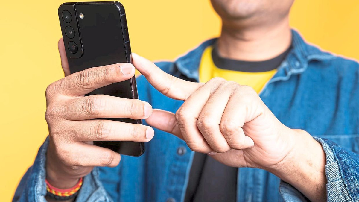 Data Protection Watchdog Launches Probe Into Maxis Customer Details Breach