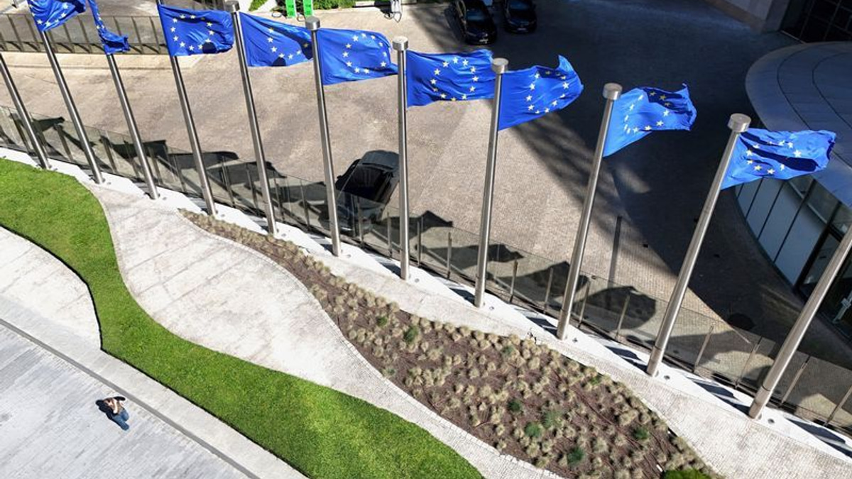 EU launches antitrust investigation into Align Technology's bundling of Invisalign and scanners
