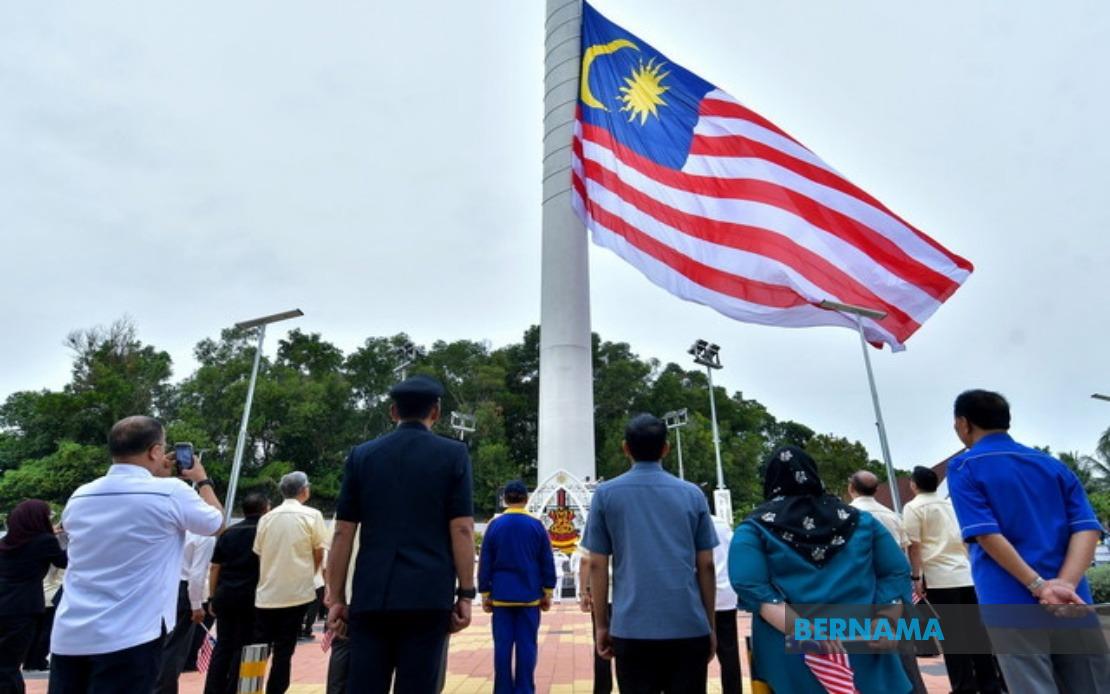 Sultan of Selangor Urges Malaysians to Embrace Jalur Gemilang as Symbol of Unity Beyond Ceremonies