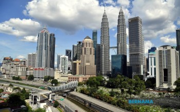 Malaysia's Government Stands Firm on Debt Obligations, Says Finance Minister
