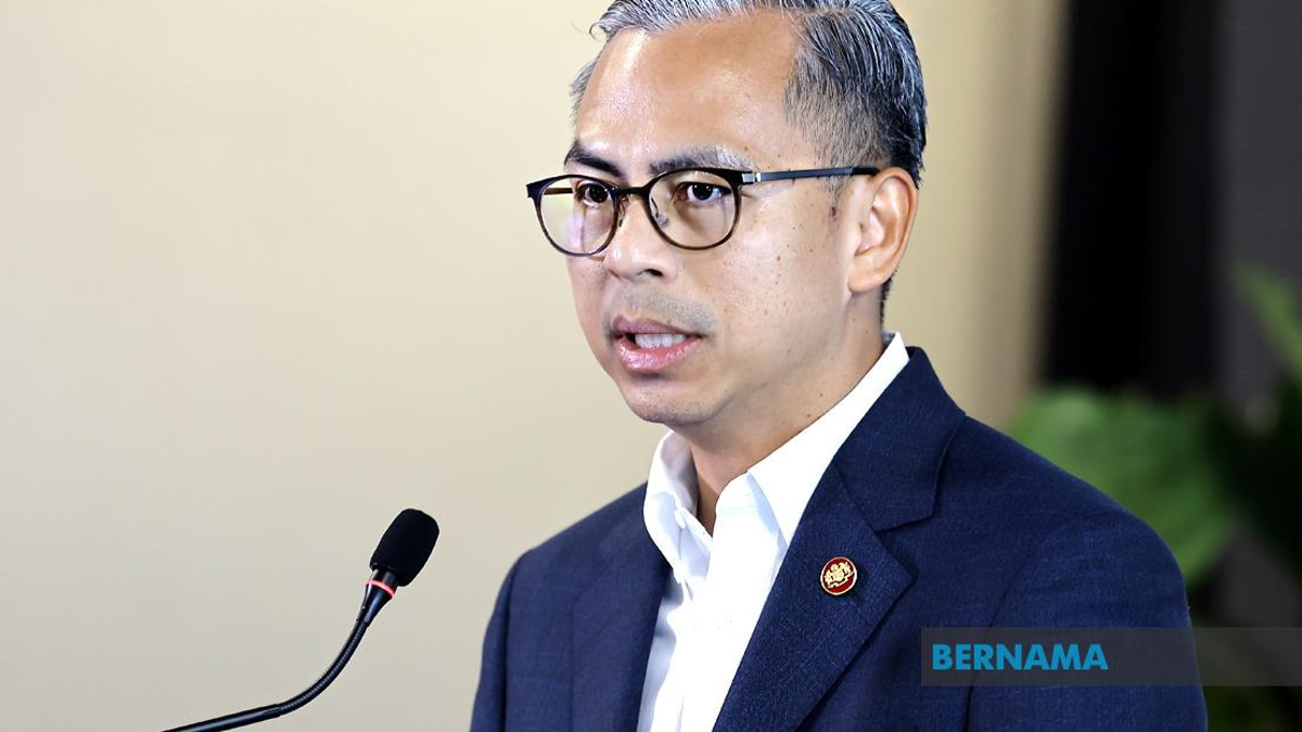 Communications Minister Fahmi Fadzil Among 1,221 Honoured in Penang's 85th Birthday Ceremony