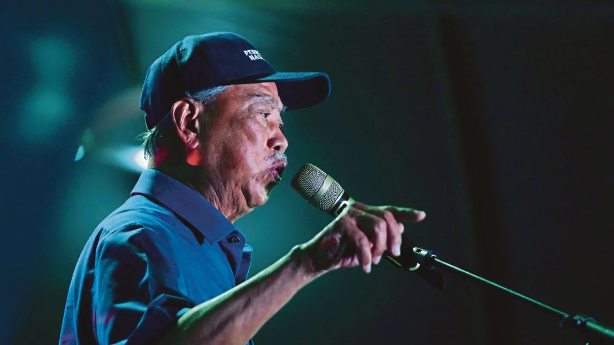 Muhyiddin unfazed by PAS's decision to withhold campaign machinery from Bersatu-held Johor seats