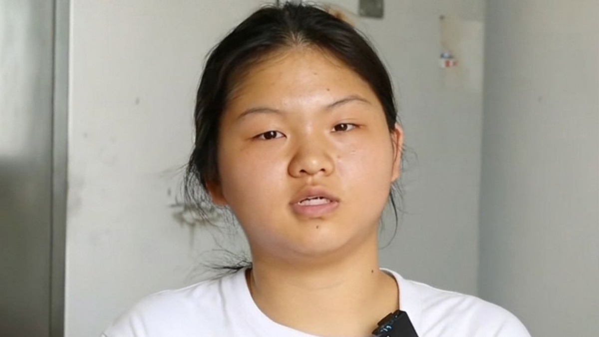 From Tragedy to Triumph: Chinese Student's Resilience Inspires Millions as She Refuses Aid