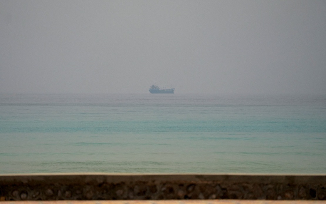 Iran's Parliament Speaker Warns US Over Strait of Hormuz Control