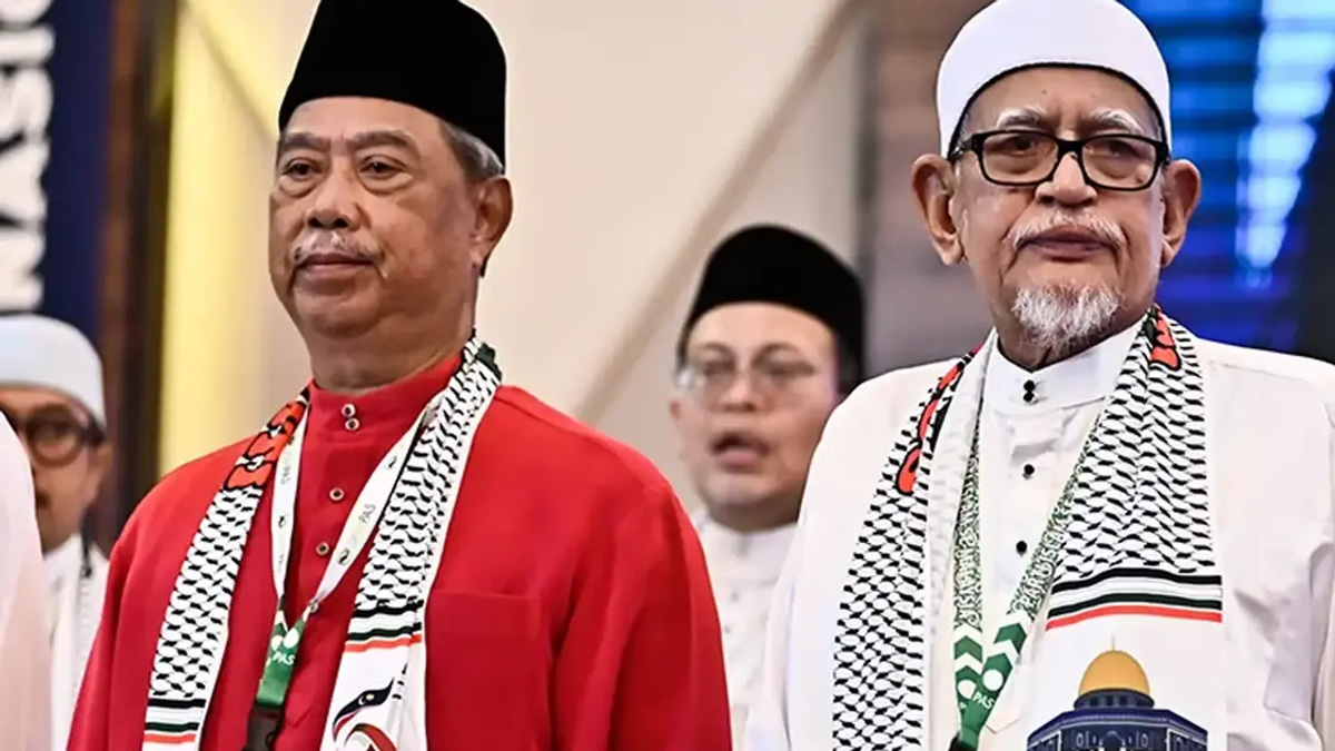 Muhyiddin Condemns PAS for Pursuing Separate Alliance Negotiations with Barisan Nasional