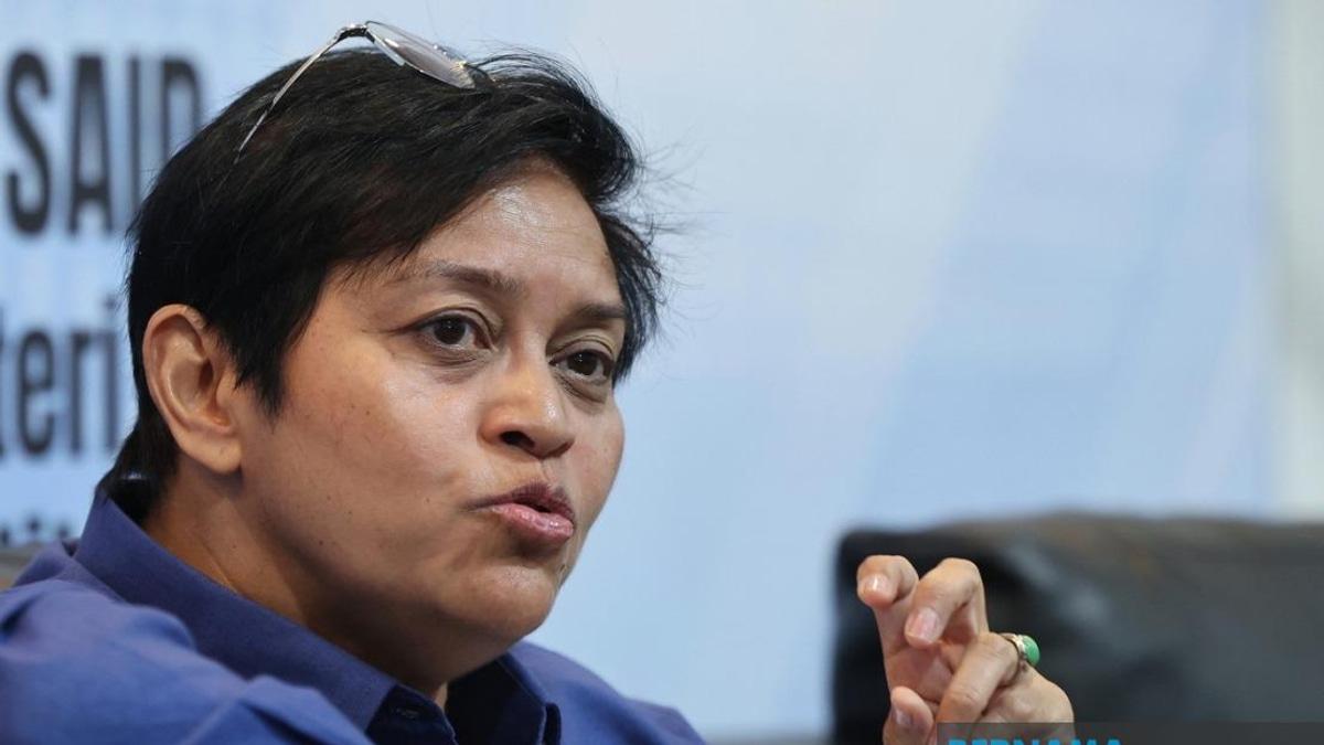 State Political Arrangements Don't Undermine Federal Unity Government, Says Azalina