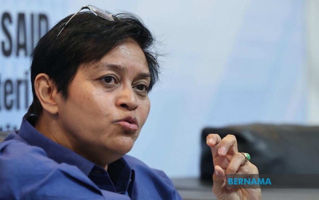 State Political Arrangements Don't Undermine Federal Unity Government, Says Azalina