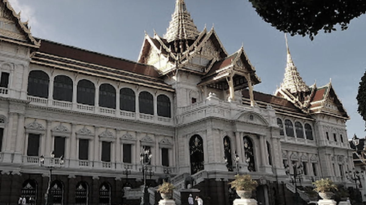 Thai Court Imposes 18-Month Sentence for Facebook Comment on Monarchy