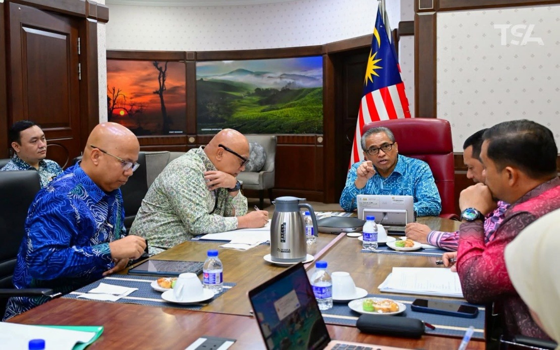 Malaysia's Top Civil Servant Orders Urgent Fixes for University Malaya Medical Centre Service Problems
