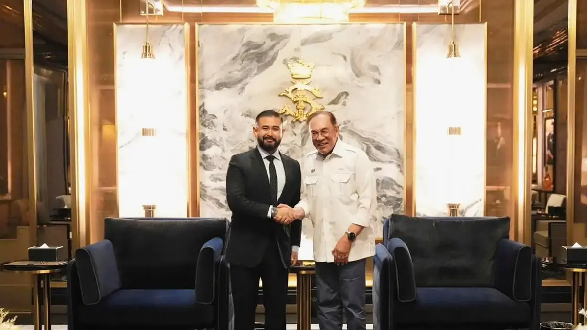 Anwar and Johor Regent TMJ Commit to Strengthening State-Federal Ties