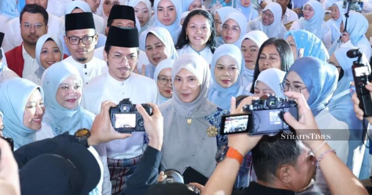 PKR cannot tolerate 'party within party' faction, warns Nurul Izzah