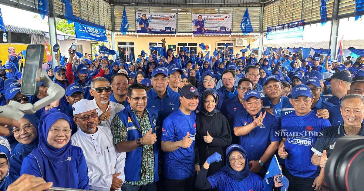 PAS Division Chiefs Attend BN Event in Batu Pahat, Signalling Strengthened Coalition Ties