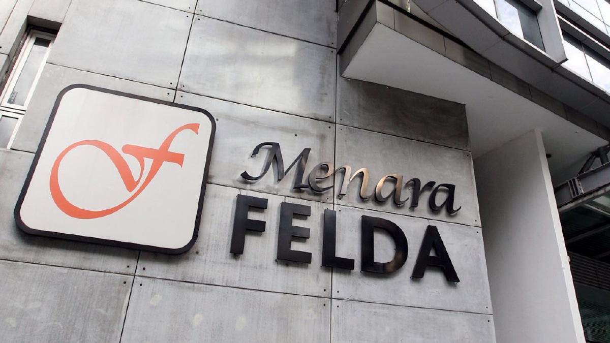 Anwar to Unveil Felda Second-Home Policy Within Month