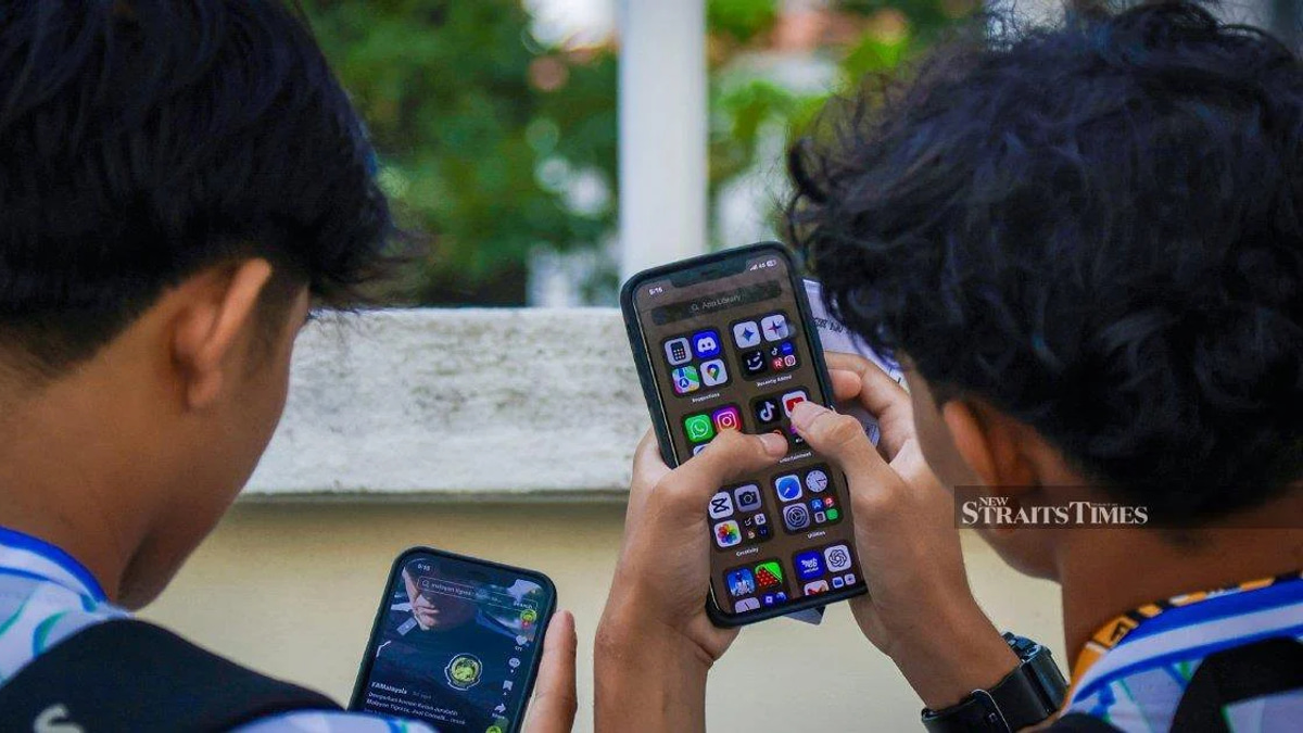 Tech Giants Face RM10 Million Penalties if They Ignore Age-Verification Rules, Fahmi Warns