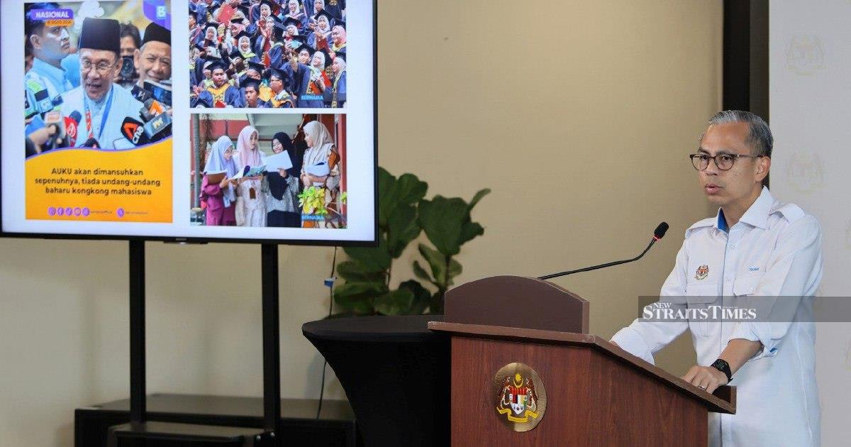 Cabinet Sidestepped Taiwan Row, Says Fahmi as Anwar's Remarks Continue to Reverberate