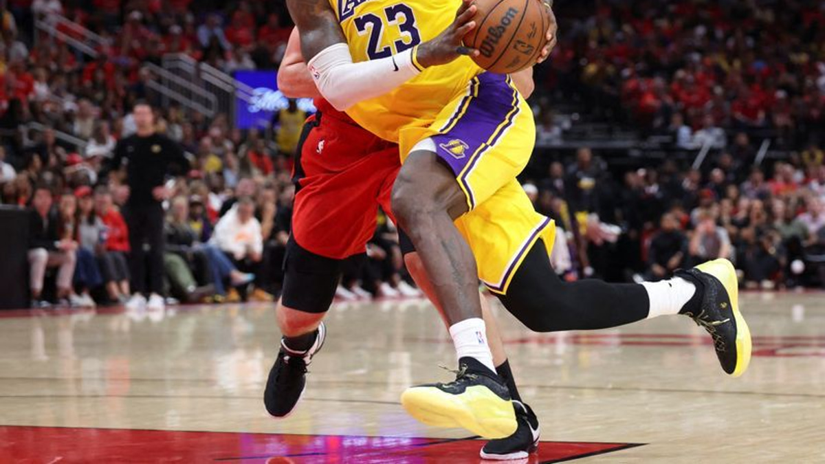 LeBron James Joins Philadelphia 76ers for 24th Season, Chasing Championship Legacy