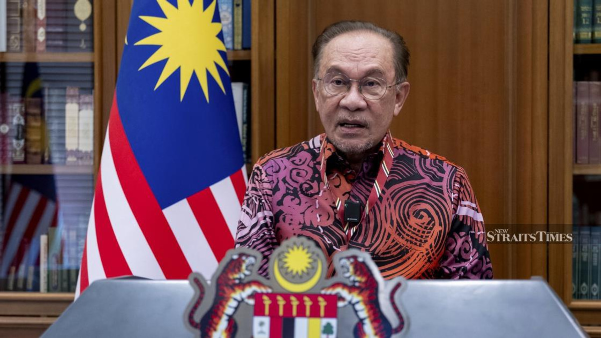 Anwar extends warm wishes to China marking 105 years of CCP rule