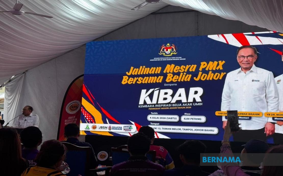 Anwar Demands Concrete Action on Malay Rights, Not Election Rhetoric