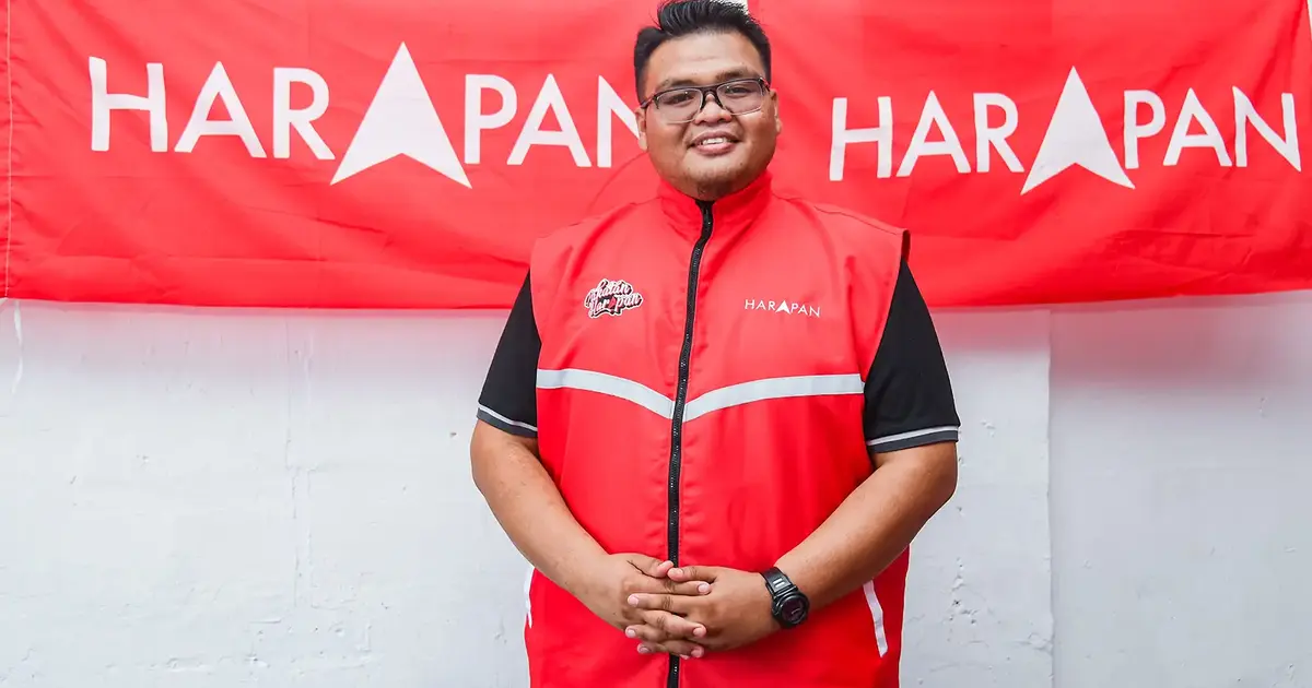 PKR Banker Leverages Mandarin Skills in Bid to Capture Umno Stronghold of Pertang