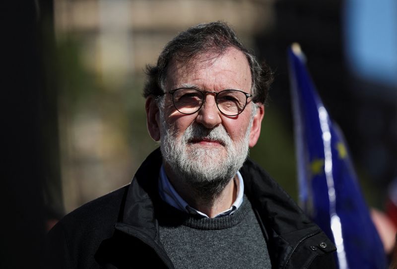 Spain apologises for ex-PM's controversial column questioning French team's 'Frenchness'
