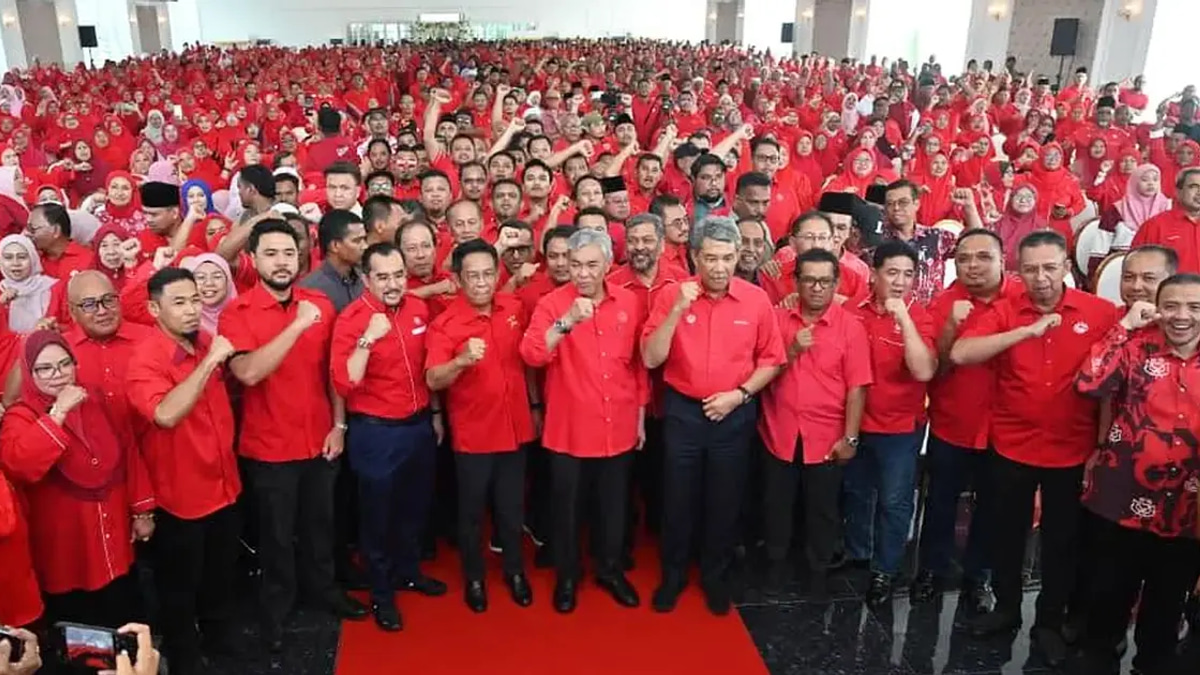 Ahmad Zahid Delegates Negeri Sembilan Candidate Selection to Tok Mat