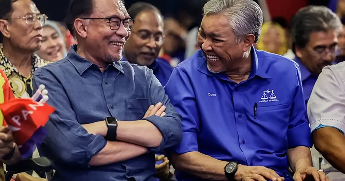 Zahid Counters Anwar's Poem with Verse as BN Reaffirms Unity Pact