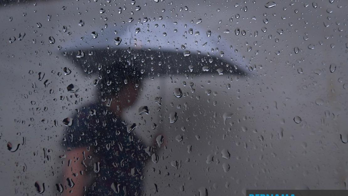 Morning Showers Expected in Four Johor Districts as Early Voting Begins for State Election