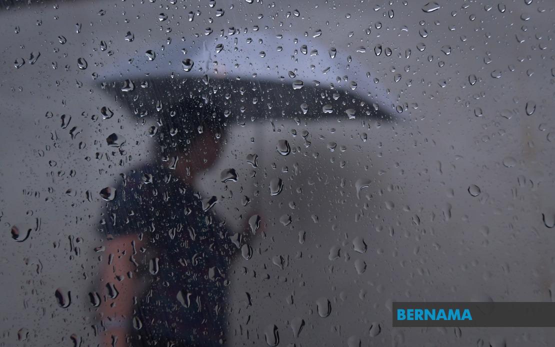 Morning Showers Expected in Four Johor Districts as Early Voting Begins for State Election