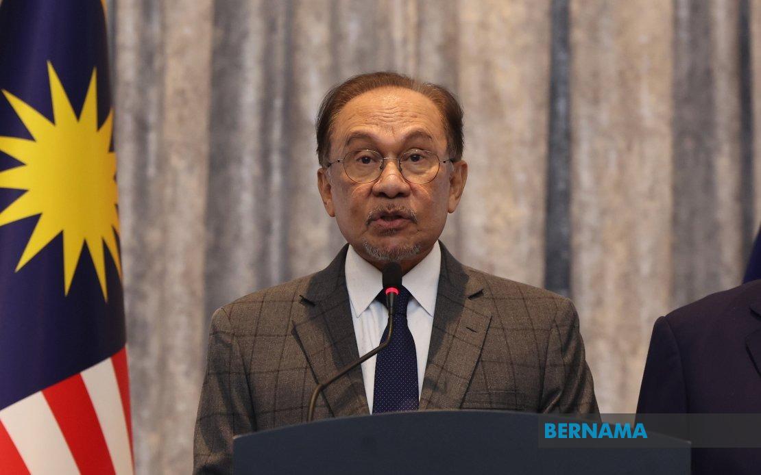 Media Must Balance Innovation With Values, Anwar Tells Journalists