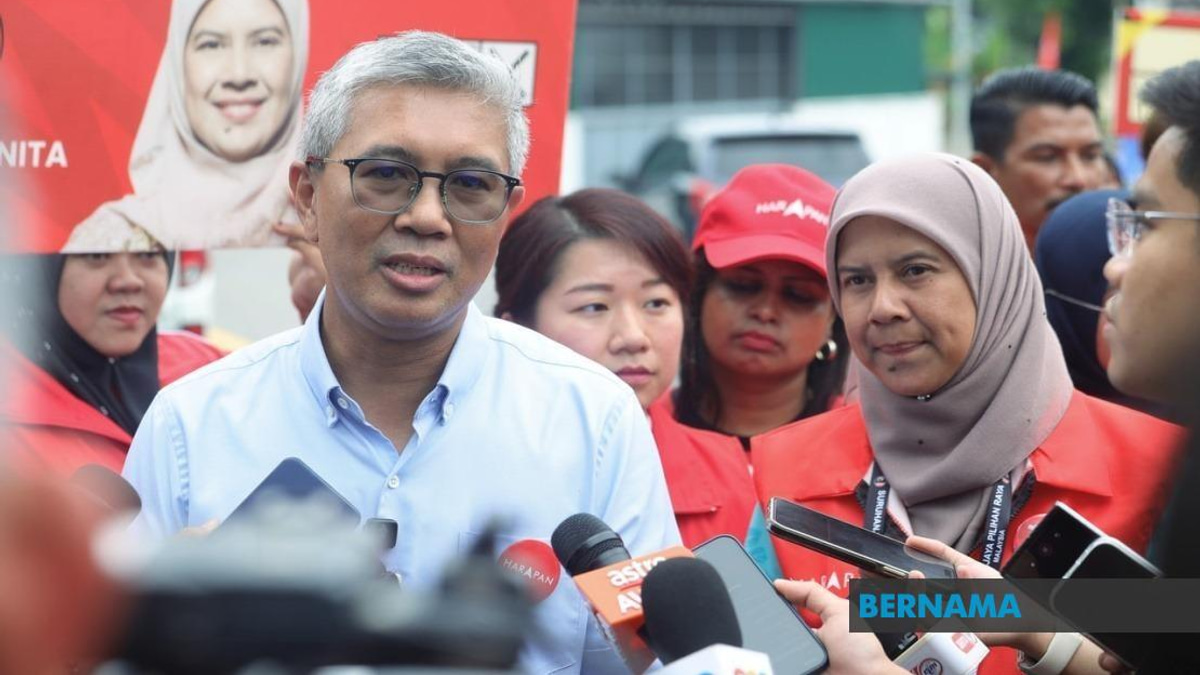 Tengku Zafrul Says Voter Backing for PH's Pilah Candidate Is Exceptionally Strong