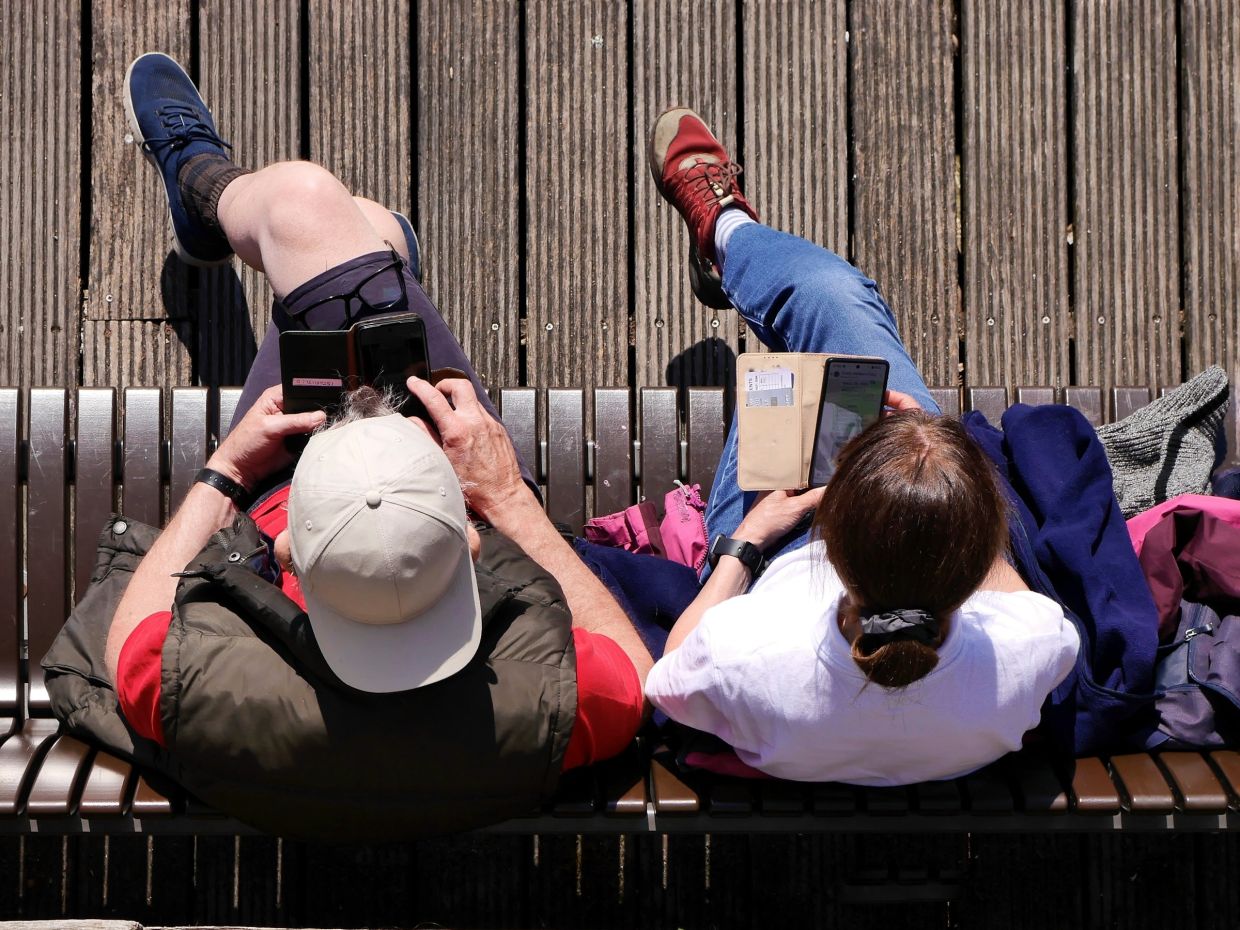 Parental phone distraction leaves lasting psychological scars on children, research reveals