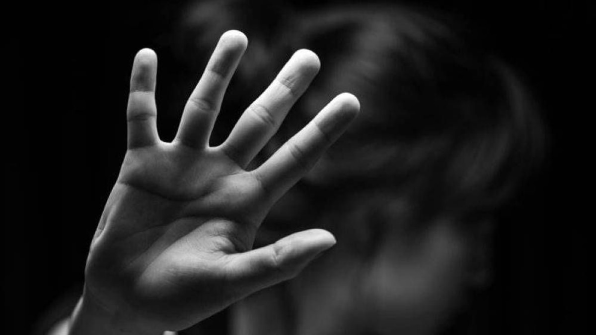 Bruneian father sentenced to 27 years for raping 10-year-old daughter