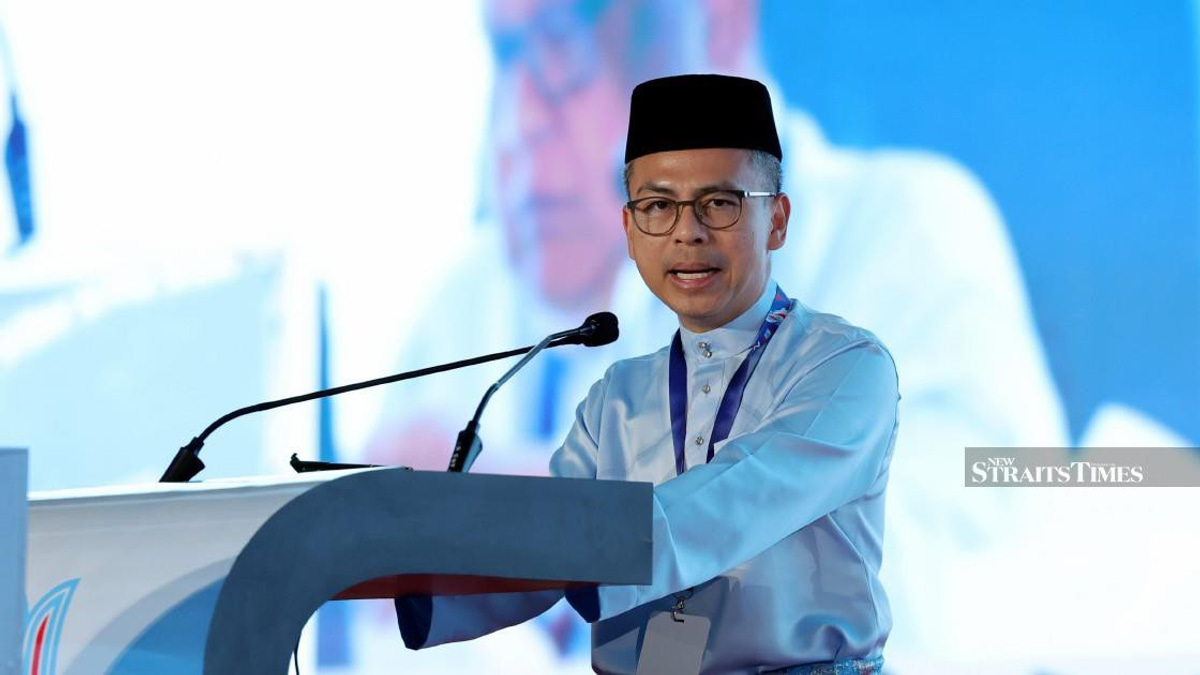Anwar Expected to Unveil Fresh Announcements Soon, Says PKR Information Chief