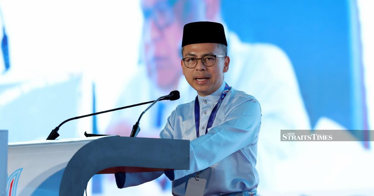 Anwar Expected to Unveil Fresh Announcements Soon, Says PKR Information Chief