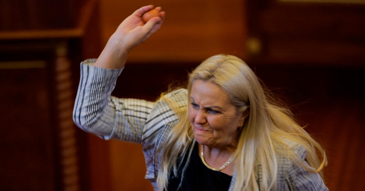 Kosovo's Political Crisis Deepens as Parliamentary Chaos Erupts Over Kurti