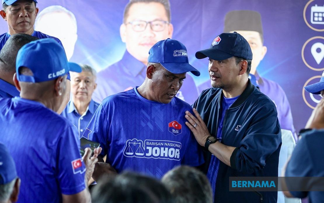 Vision Cannot Dim Voter's Resolve: Blind Since Birth, Mohd Hairol Marks Sixth Election