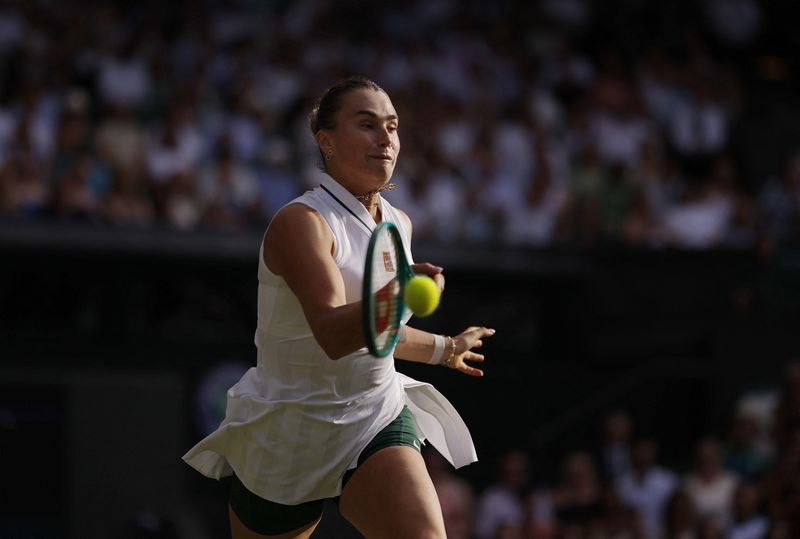 Osaka Stuns Top-Seeded Sabalenka to Reshape Wimbledon's Women's Draw