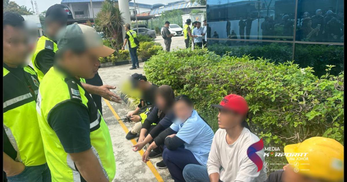 HR Officer and 80 Foreign Workers Detained in Johor Illegal Employment Crackdown