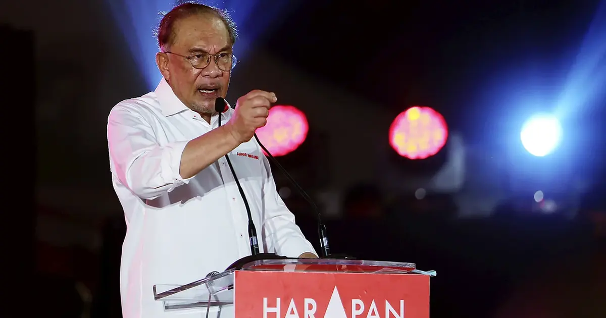 Anwar Warns Against Using Negeri Sembilan Royalty as Campaign Tool