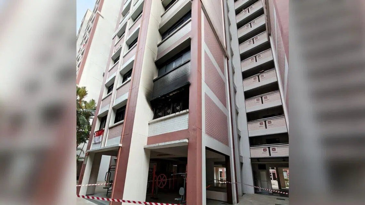 Elderly Man Hospitalised After Bedroom Fire in Singapore's Buangkok HDB Block