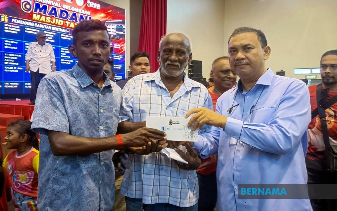 2,000 Masjid Tanah Residents Receive RM200 Aid Under MADANI Initiative