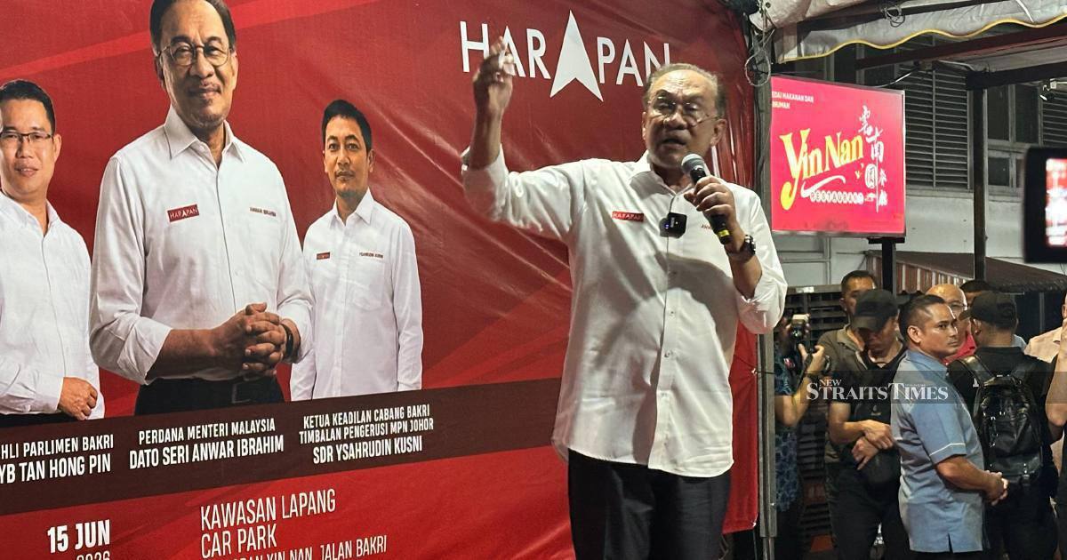 Strong Relations with Major Powers Don't Undermine National Principles, Says Anwar